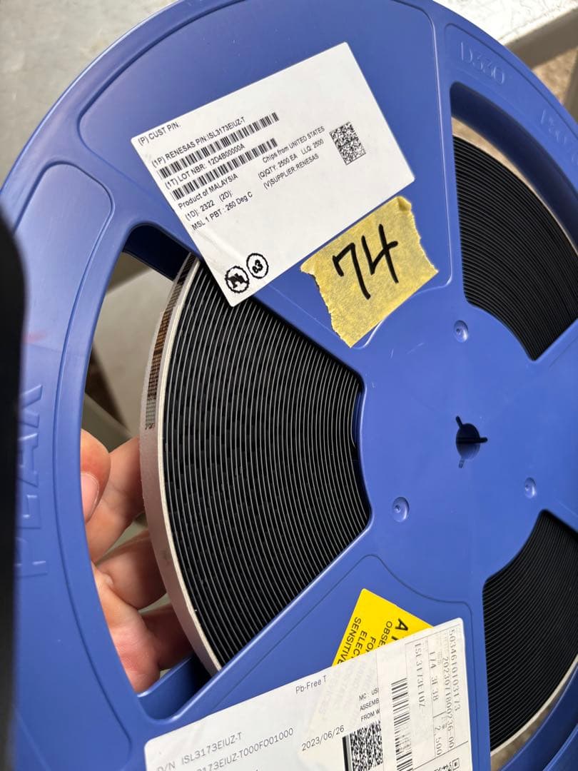 約400g。ISL3173EIUZ-T Renesas 。新品未使用。長期保管品