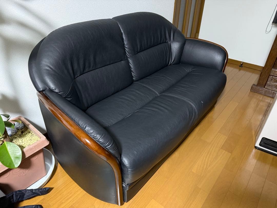 ￼マルニ　本革　2人掛けソファ