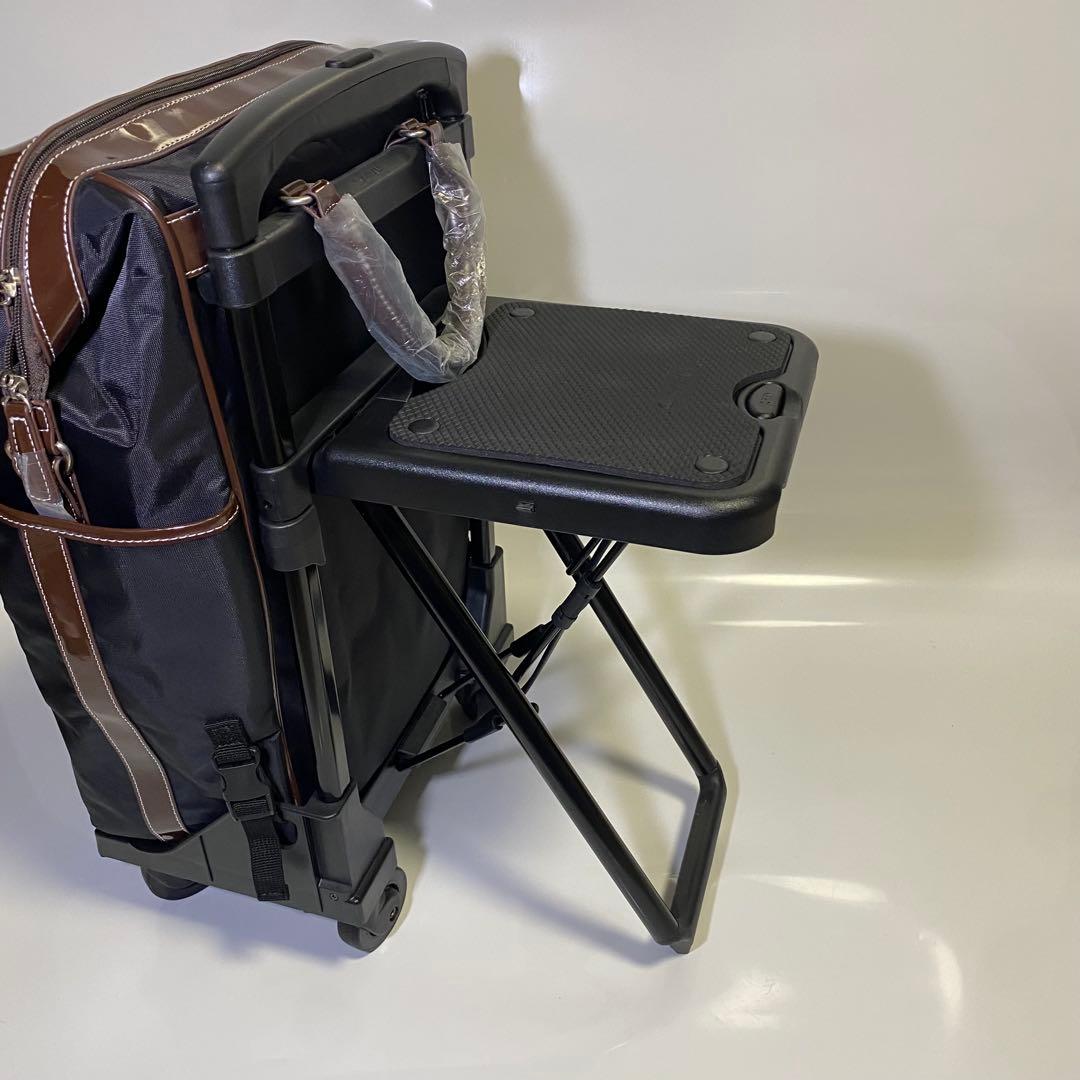 新品・未使用✨スワニー　ルーマII　キャリーバッグ　座面付き　4輪キャスター