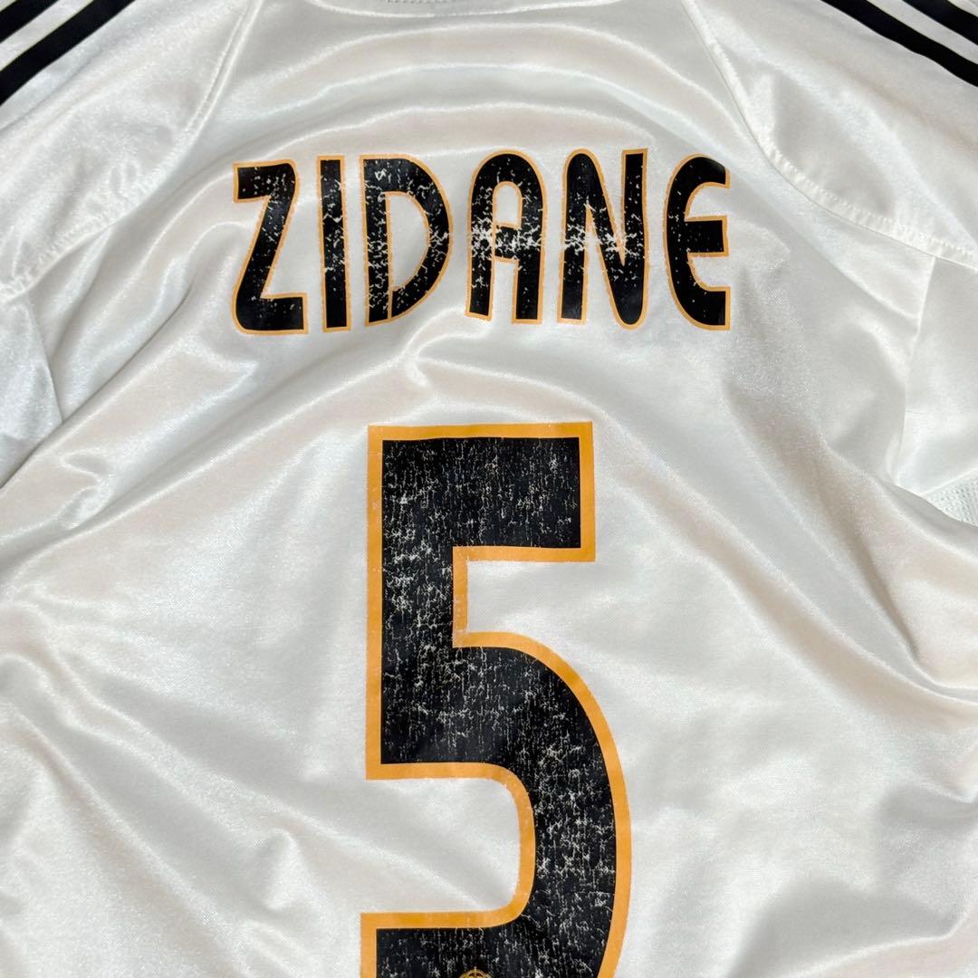 04/05 adidas レアルマドリード ジダン　サッカーユニフォーム　ロゴ