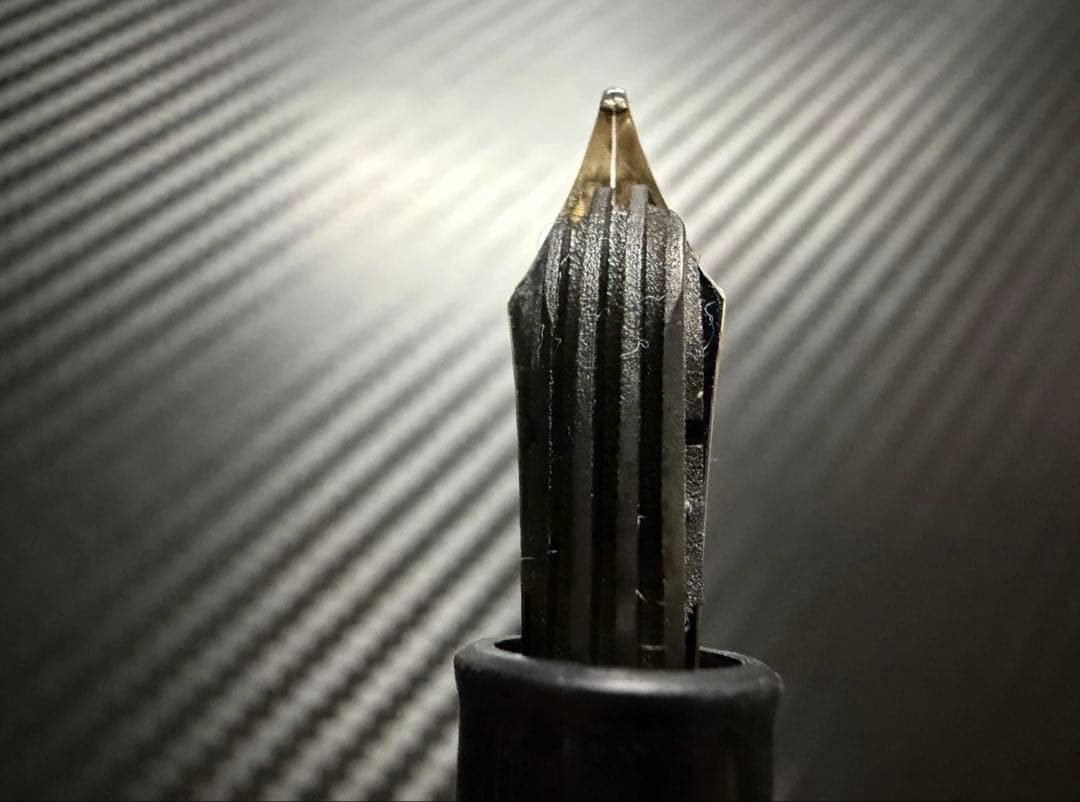 ペリカン 400NN オリジナル 万年筆 ブラックストライプ M 中字