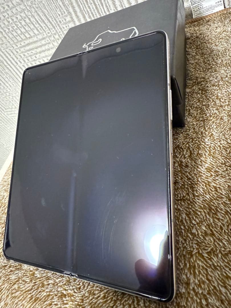 す*る様 [300円開始]Galaxy Z Fold 5 512GB Sペン付き