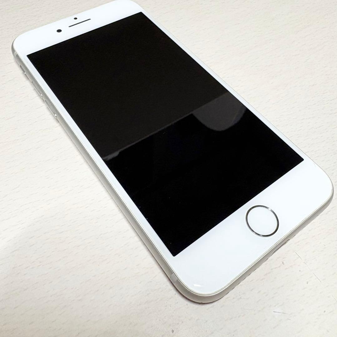 iPhone8 64GB シルバー SIMフリー