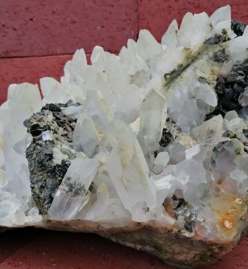 水晶 エピドート 共生クラスター（グリーントルマリン）10kg  ーtot022