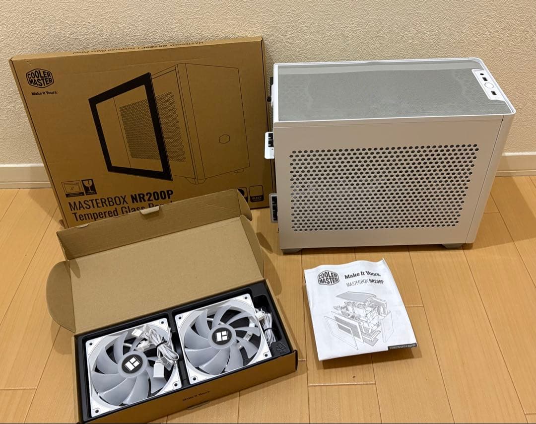 NR200P WhitePCケース