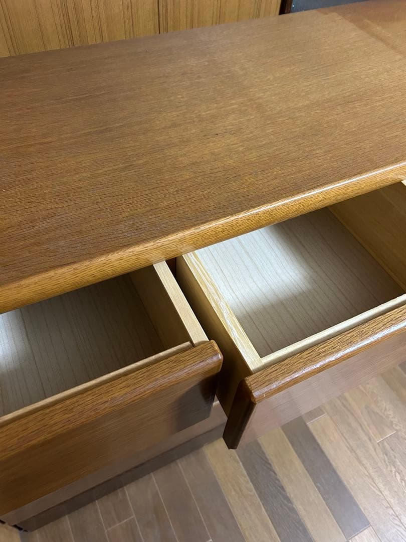 美品　ブラウン木製チェスト 6引き出し　無垢材使用　中もきれいです。天然木超お得