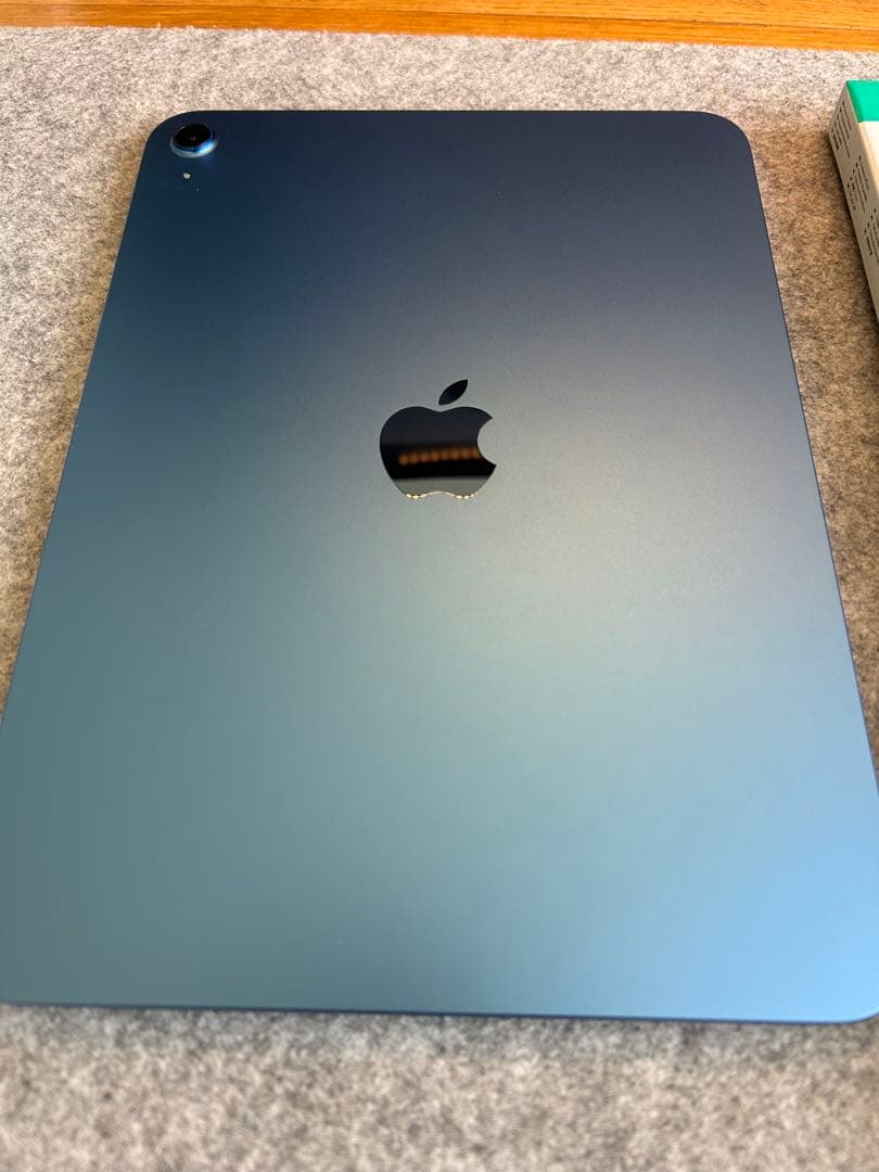 Apple iPad A16 wifi 2025年モデル&付属品