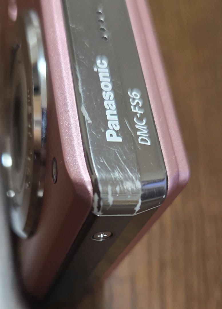 デジタルカメラ　Panasonic DMC-FS6 ピンク