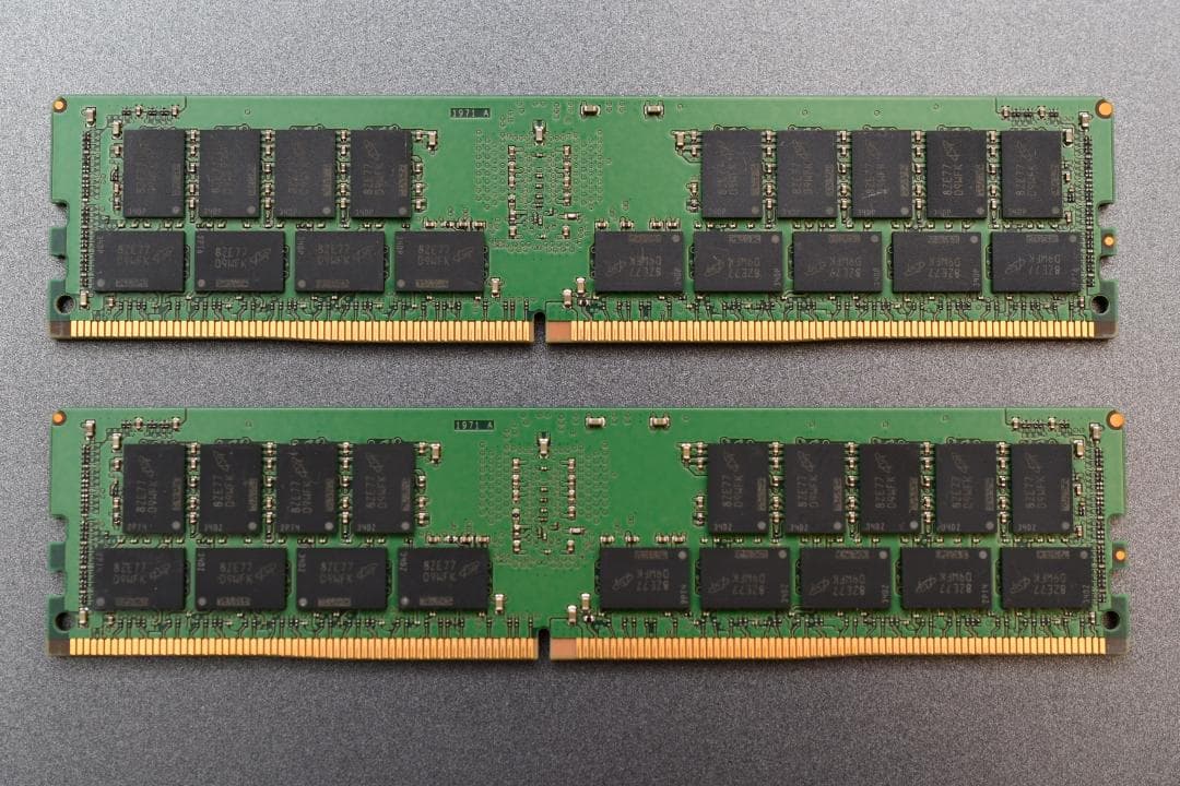 【動作品】DDR4 64GB 2666MHzメモリ (32GBx2枚組)