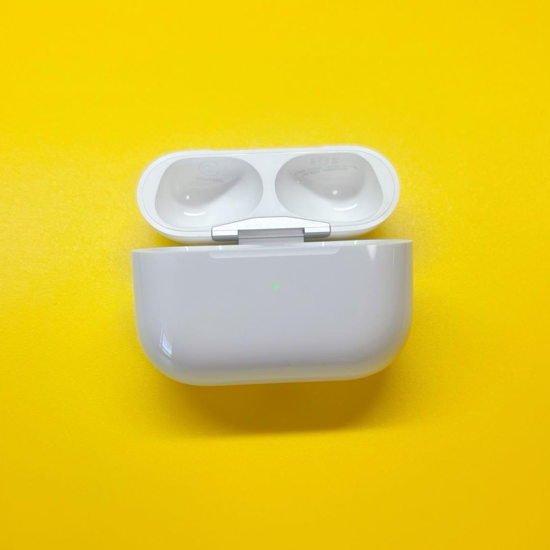 AirPodsPro 第2世代　充電ケース　エアーポッズプロ　Apple