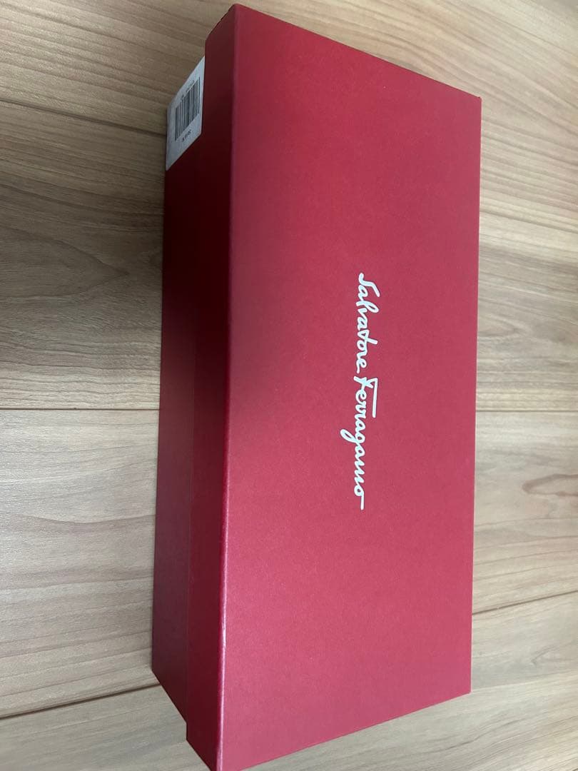 Salvatore Ferragamo ブラック フラットシューズ