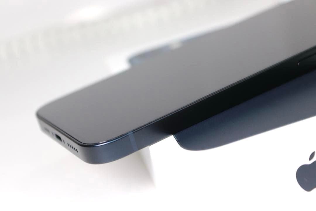 Apple iPhone 13 ミッドナイト 本体