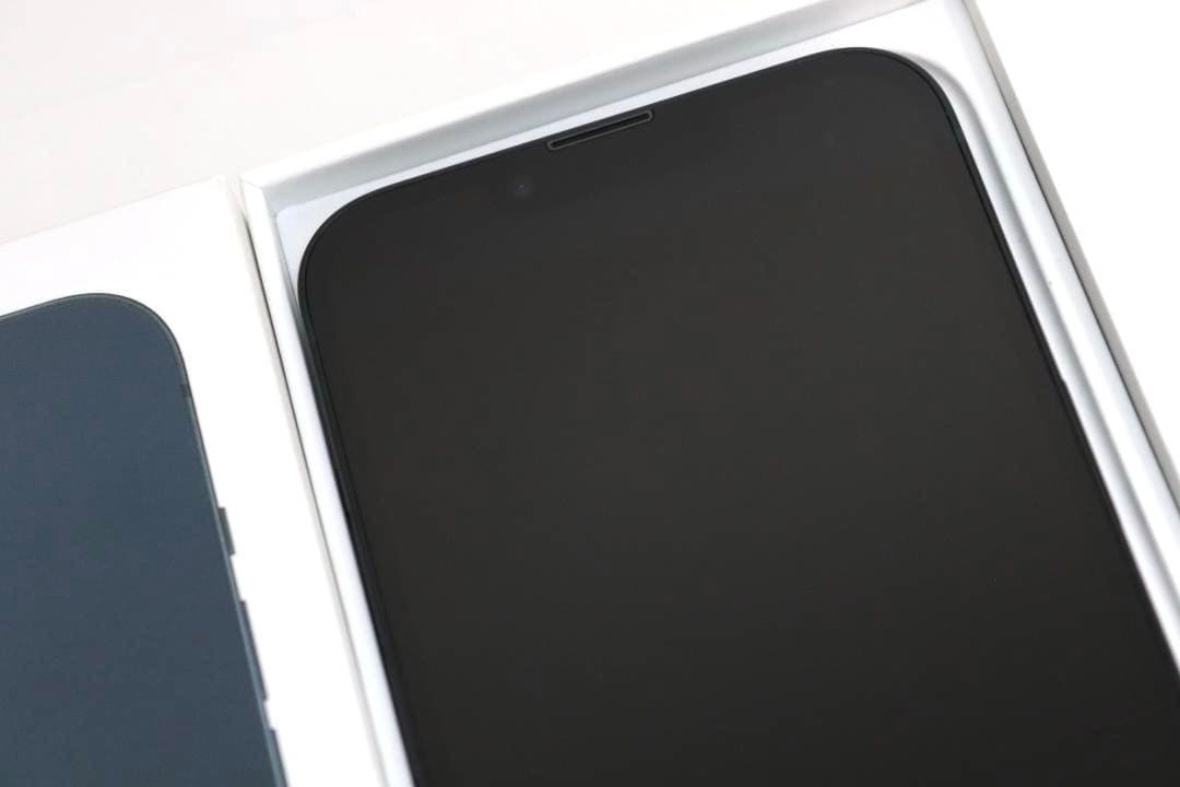 Apple iPhone 13 ミッドナイト 本体