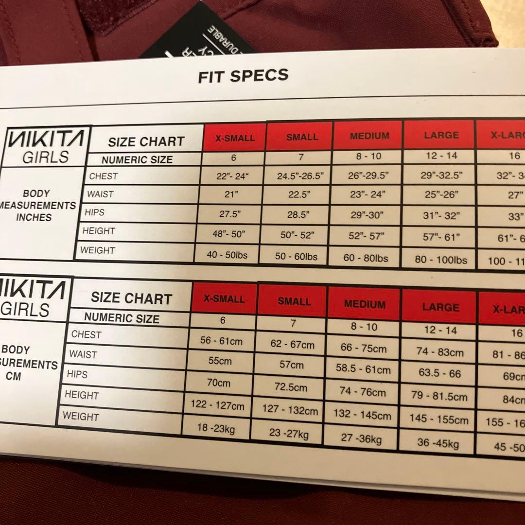 スノーボードウエア　下ズボン140センチ