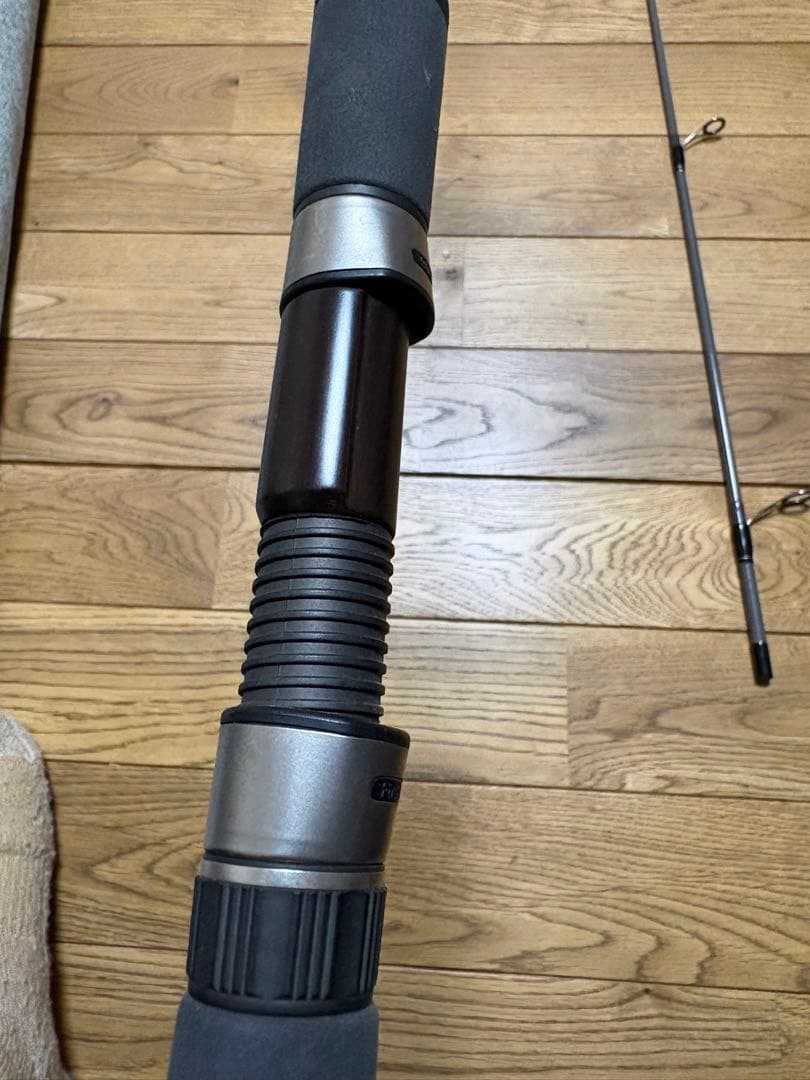 CODE コード ライフスタイルデザイン ザウルス　ブラックフィンS82-4