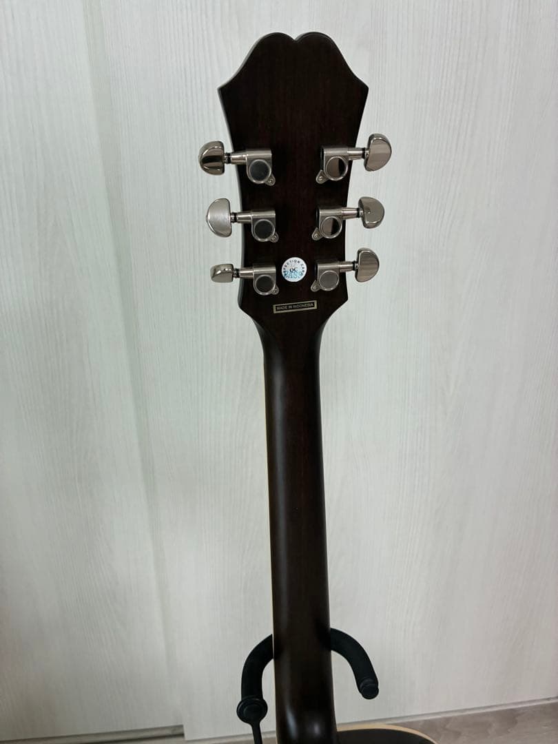 Epiphone J-45EC Studio セミハードケース付き