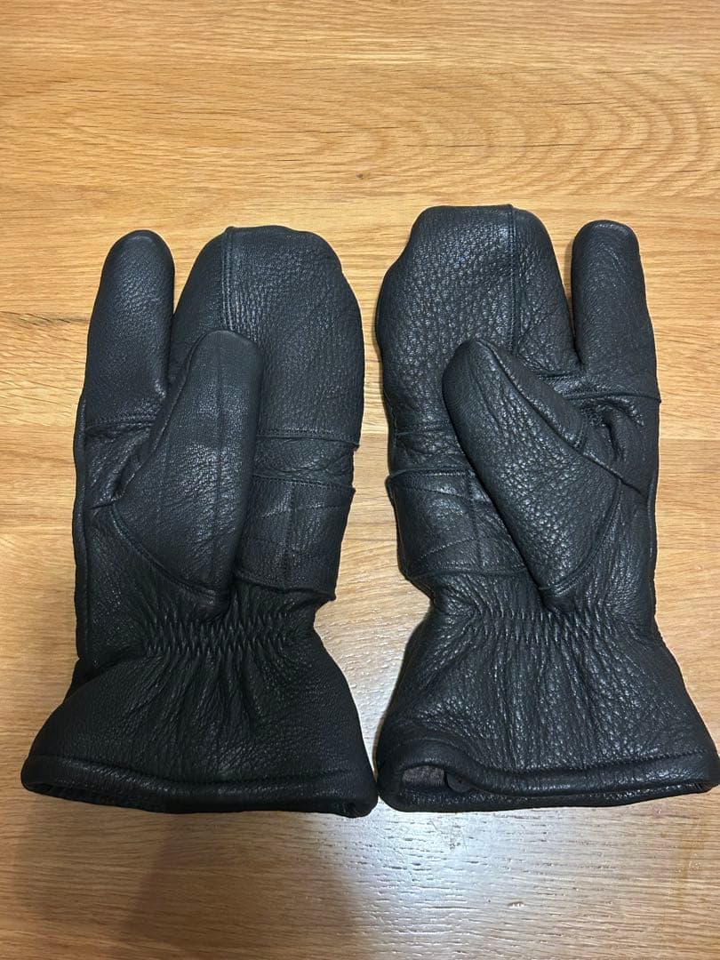 【フランク】　UNCROWD グローブ