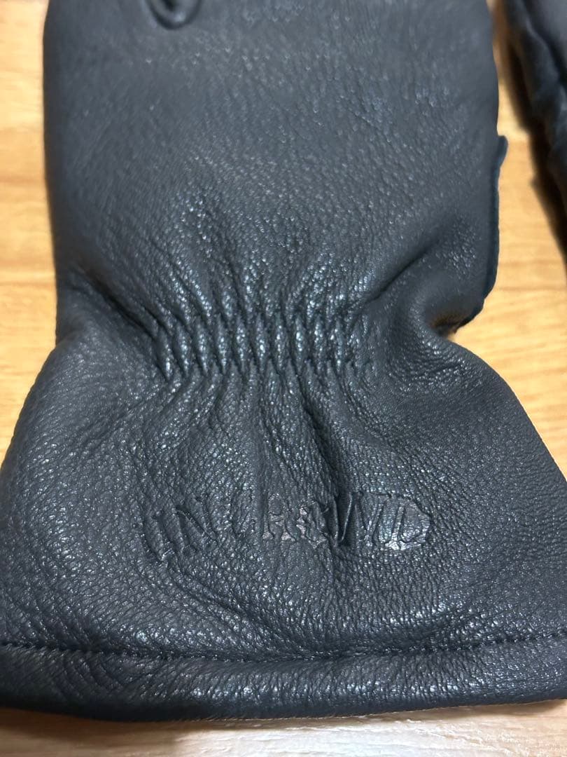 【フランク】　UNCROWD グローブ