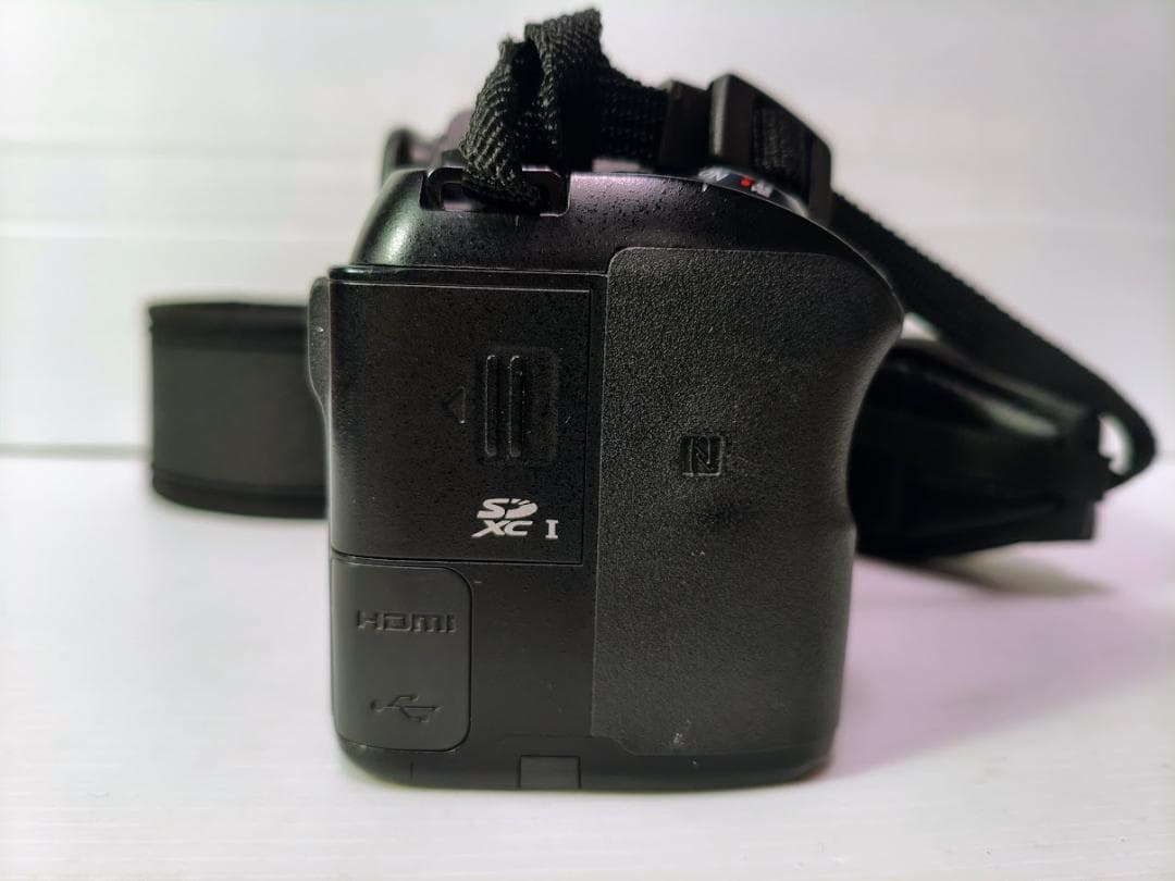 【黒死病対策】ペンタックス PENTAX K-S2 カメラらしいブラック