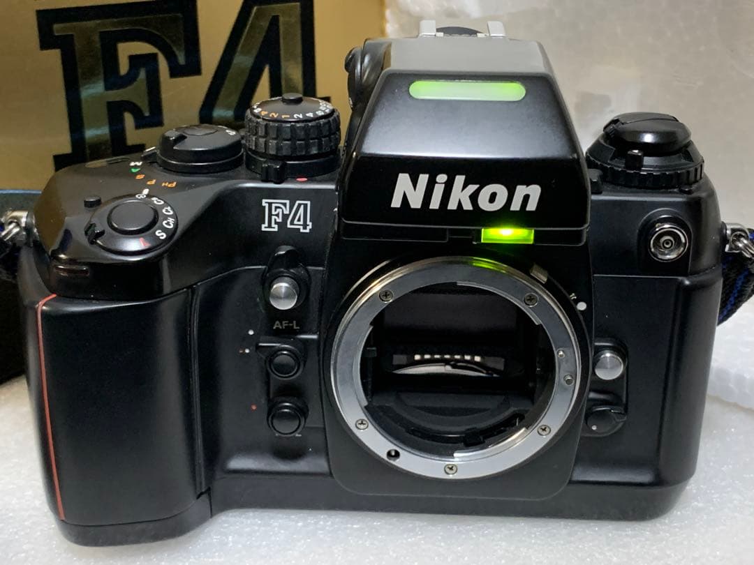 フィルムカメラ NIKON F4