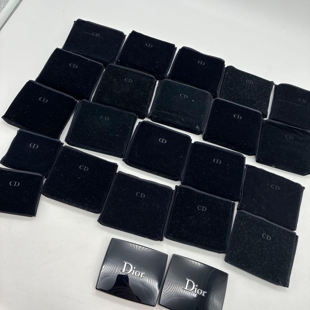 E*m様 ディオール　Dior アイシャドウパレット　チーク　アイシャドウ　まと