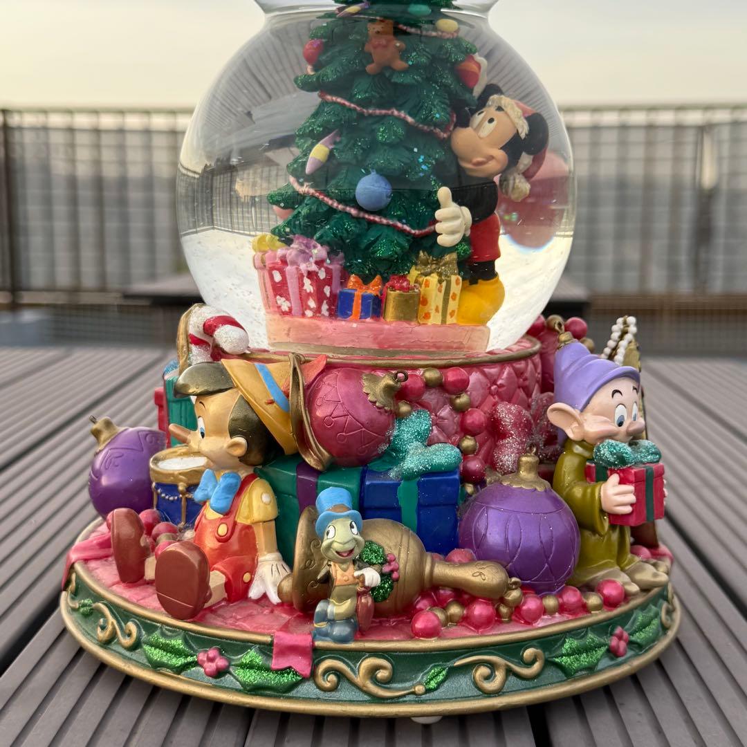 ディズニーミッキーピノキオ白雪姫ダンボアリス　スノー　グローブ　オルゴール
