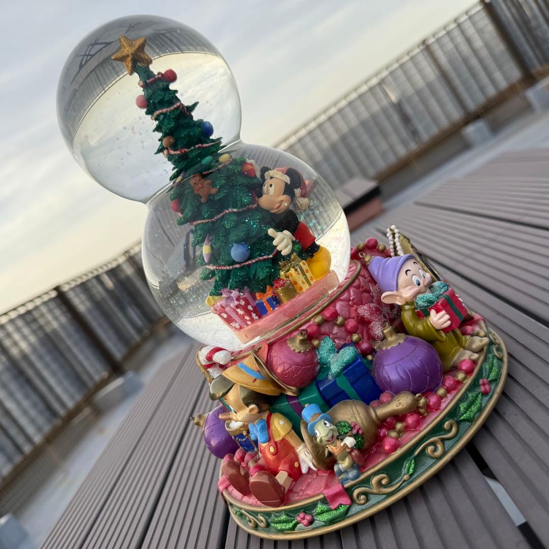 ディズニーミッキーピノキオ白雪姫ダンボアリス　スノー　グローブ　オルゴール