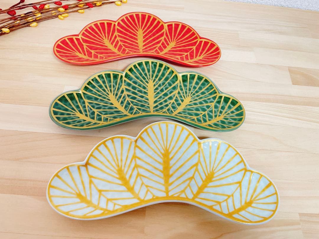 なんなんご依頼品　幸楽窯　錦金松葉形前菜皿　茶緑金　白金　赤金　6点セット
