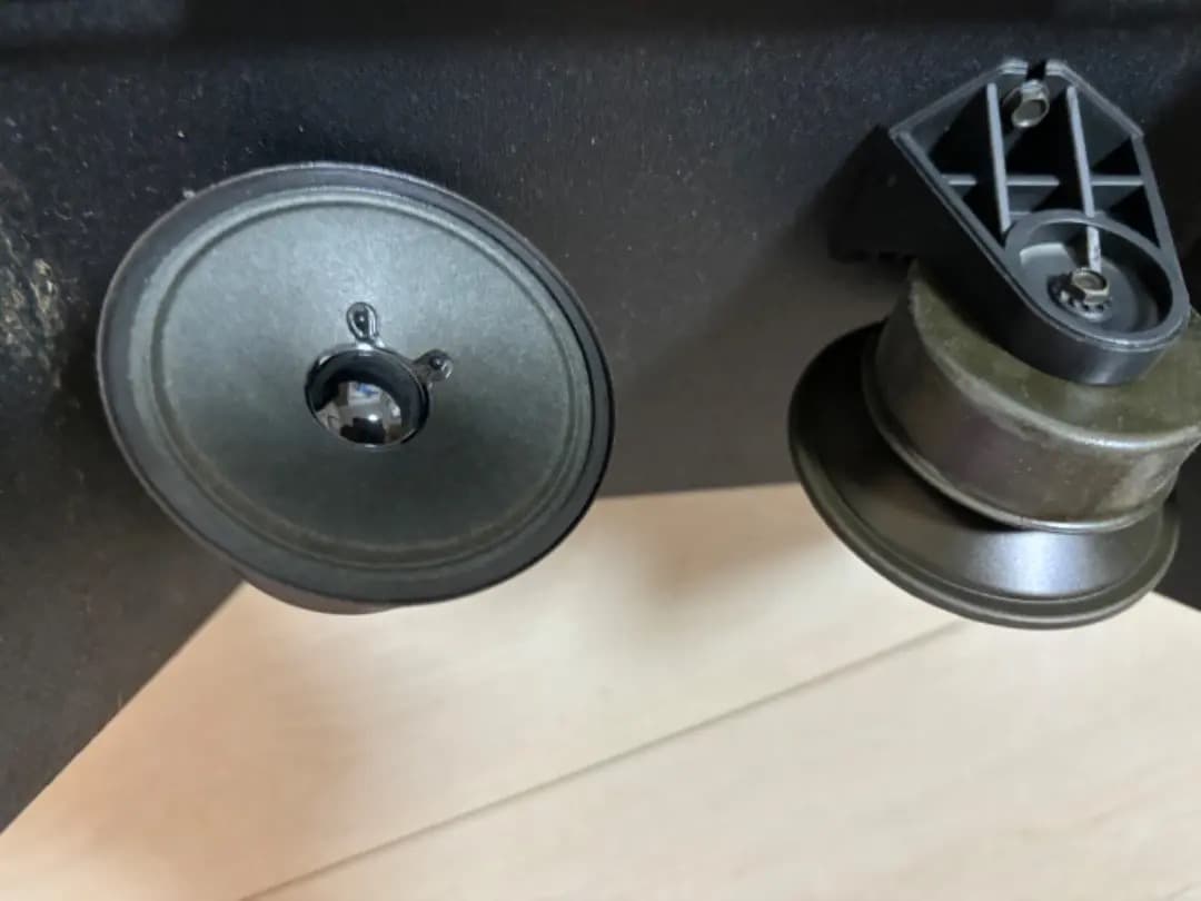 スピーカー・ウーファー BOSE 301AVM