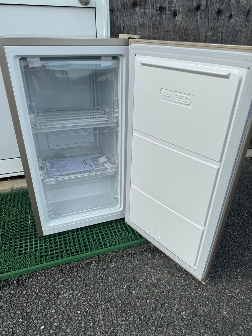 展示 未使用品 60L 1ドア 冷凍庫 ストッカー simplus フリーザー