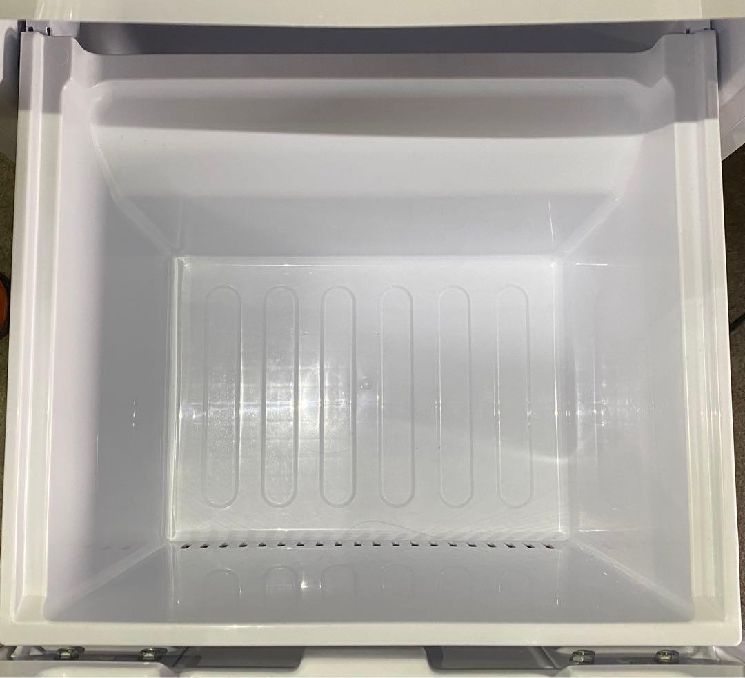 シャープ　ノンフロン冷凍冷蔵庫　SJ-15E9-W 2022年製　152L