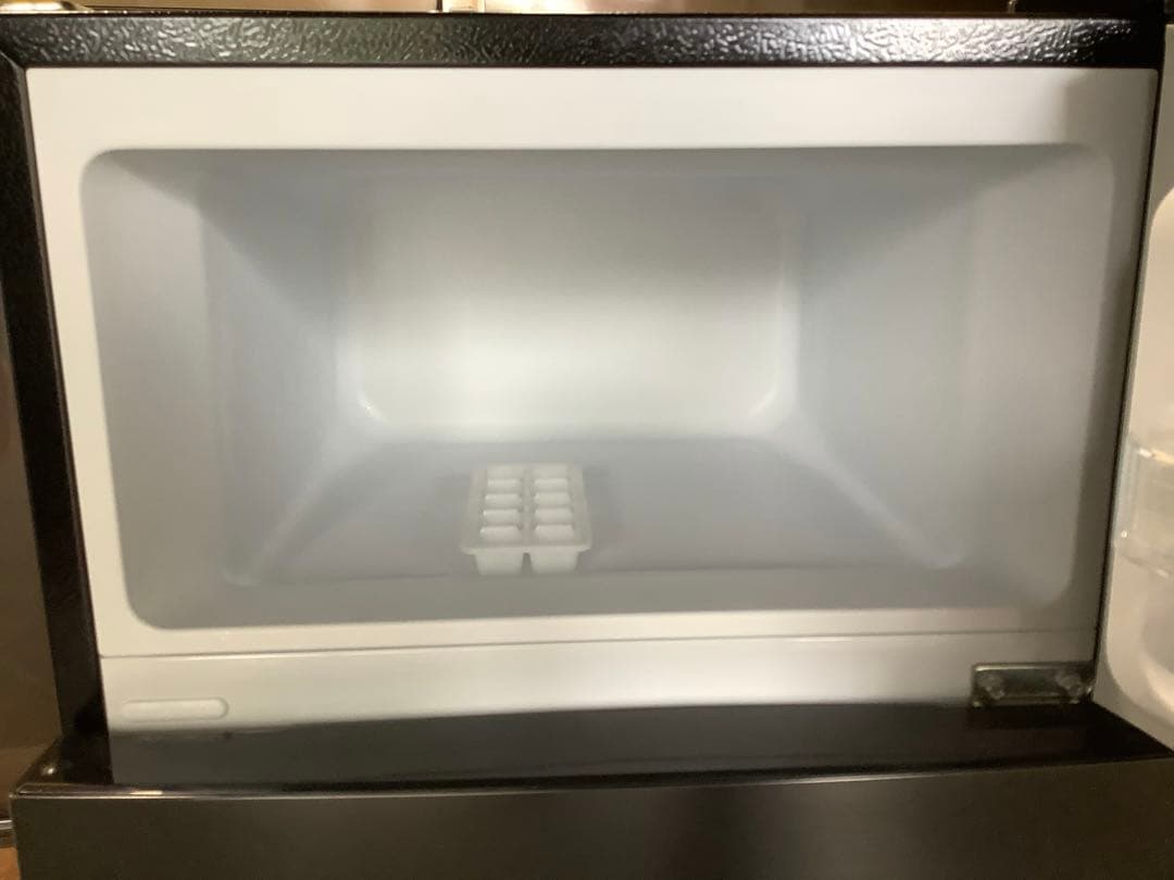 【高年式】マクスゼン 2ドア冷蔵庫 JR087ML01GM 87L 2021年製