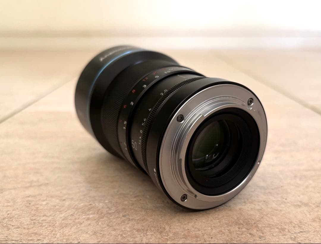 【美品】SIRUI 50mm F1.8 anamorphic Eマウント