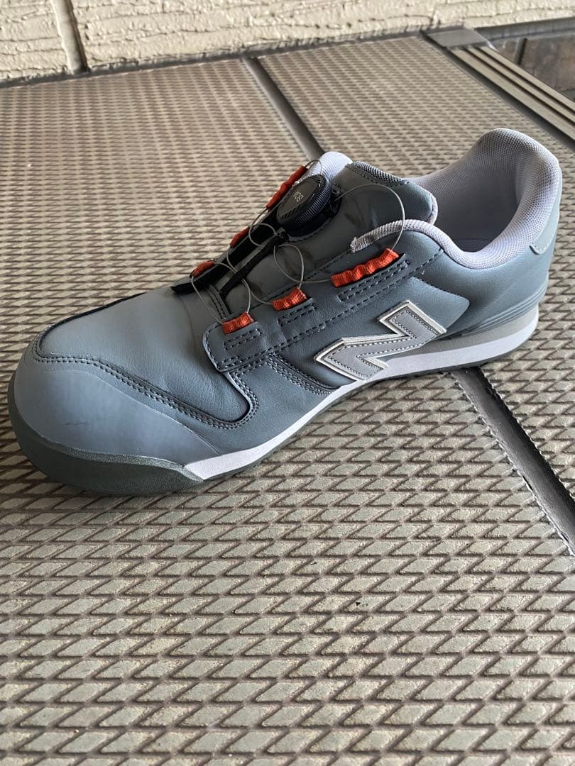 【ニューバランス】（26.5EEE）安全作業靴　グレー　人工皮革　BS-818