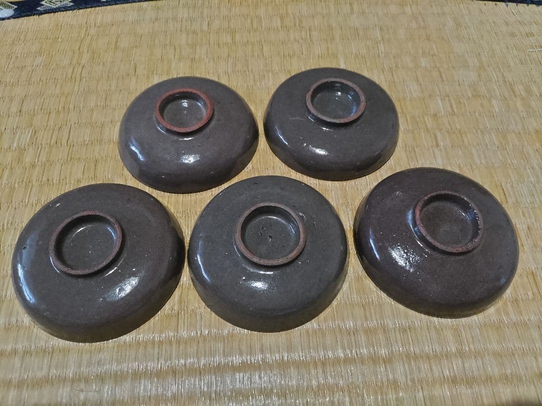 古唐津　５枚セット　平盃・小皿（黒）三島・象嵌　桜花　椎の峰窯