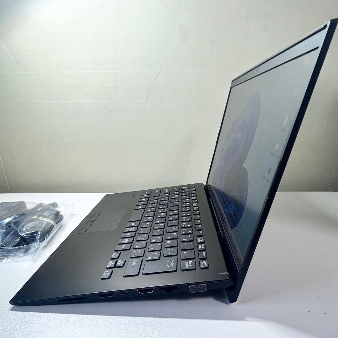 【極美品】VAIO Pro VJPK13C11N 8GB i5 office付