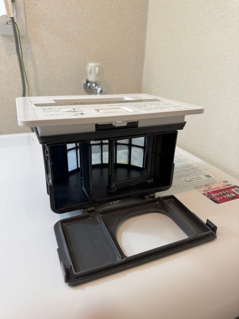 SHARP ドラム式洗濯機 左開き 2022年製 ES-W114