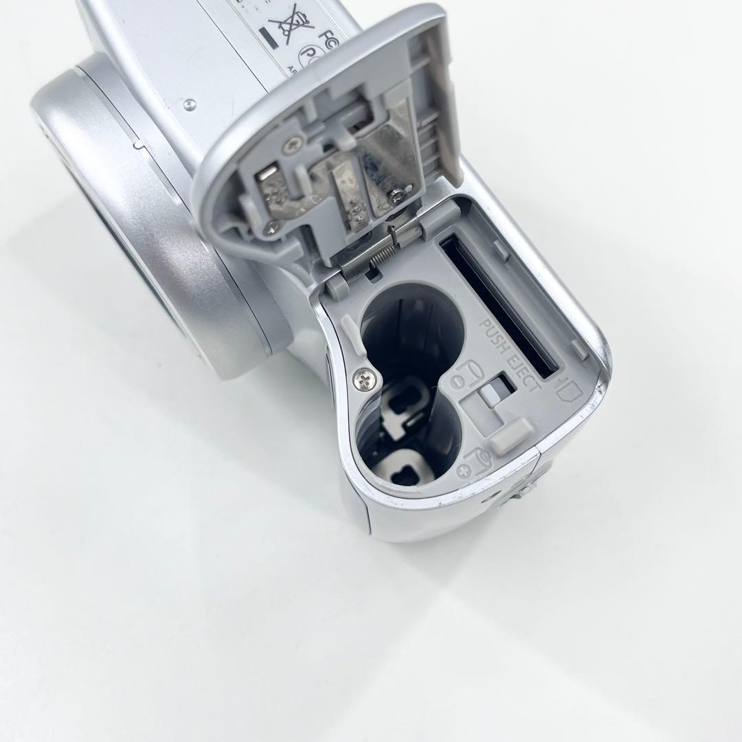 Canon PowerShot SX100 IS 800万画素 コンパクトカメラ