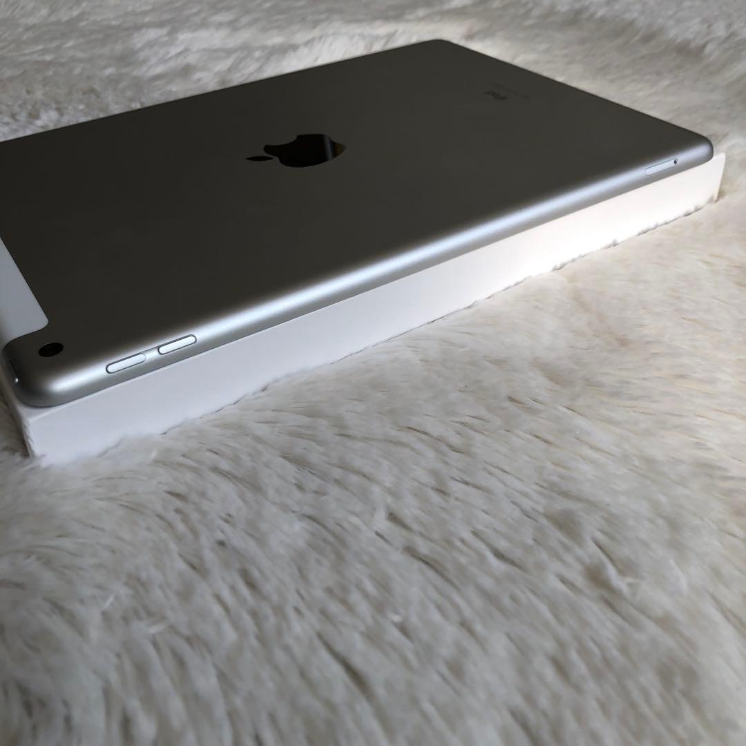 【即購入OK】iPad 第9世代 セルラーモデル【極美品】 #8 【付属品】