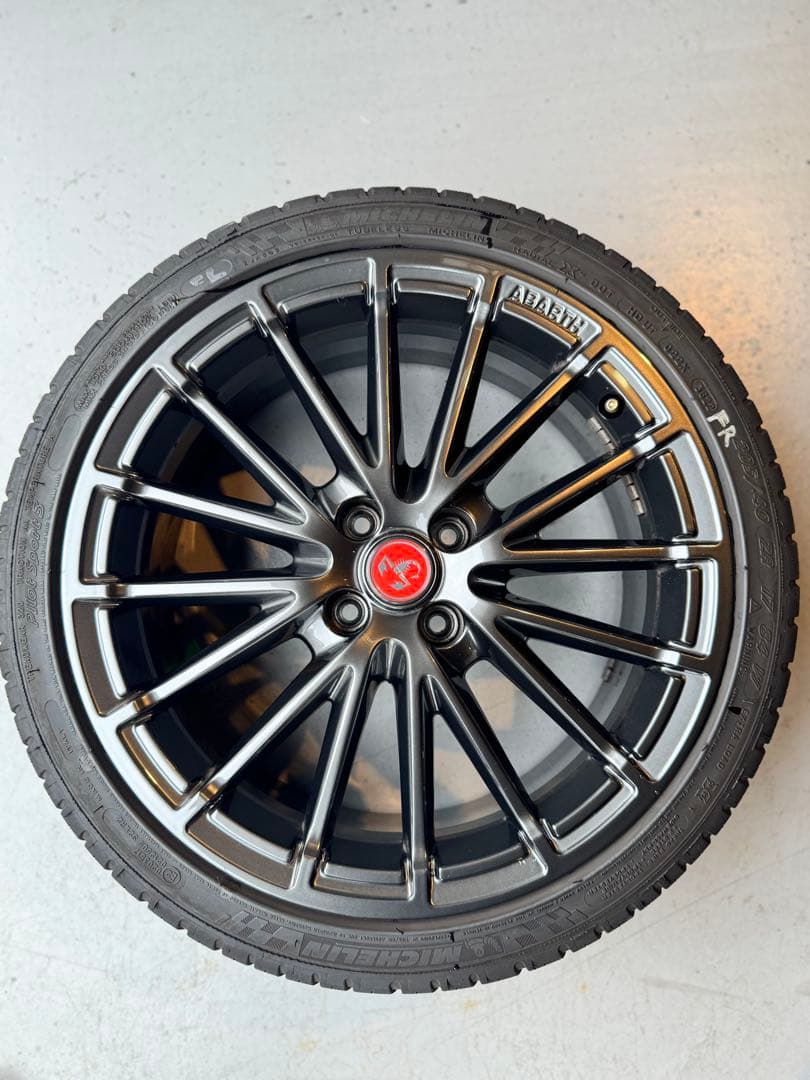 【美品】アバルト695コンペ純正ホイール(タイヤ・センターキャップ付）4本セット