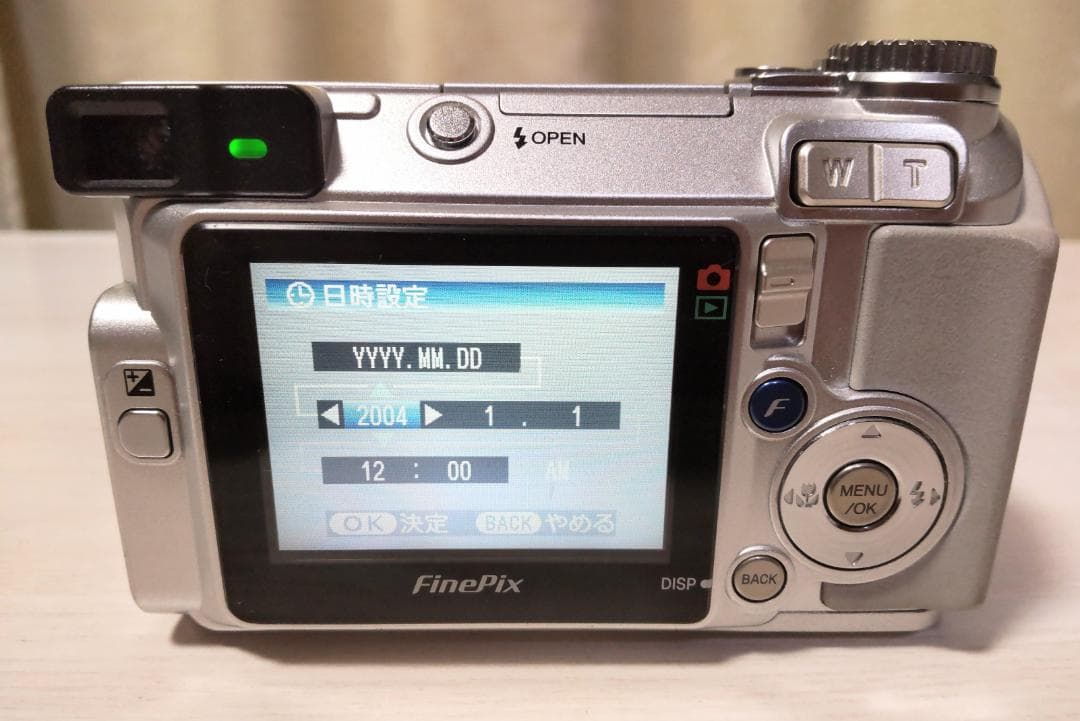 【美品 / 付属品全て揃ってます！】Fujifilm FinePix E510