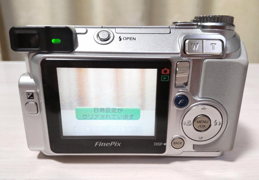 【美品 / 付属品全て揃ってます！】Fujifilm FinePix E510