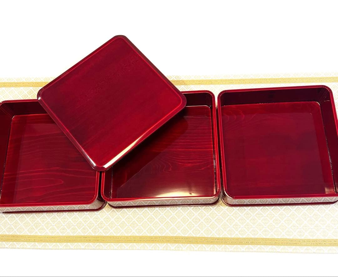 【未使用品】飛騨春慶塗紅　三段重箱　6寸　曲木三段重箱　天然木