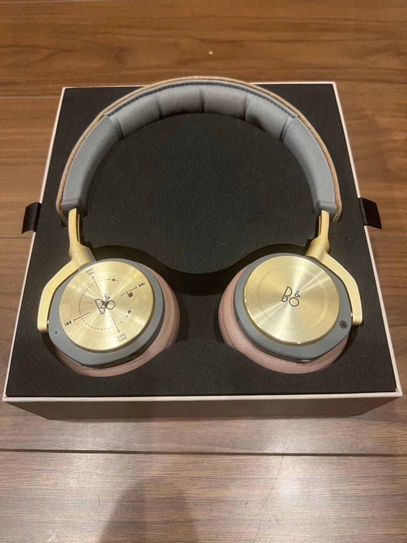 BeoPlay H8 Argilla Bright ワイヤレスヘッドホン