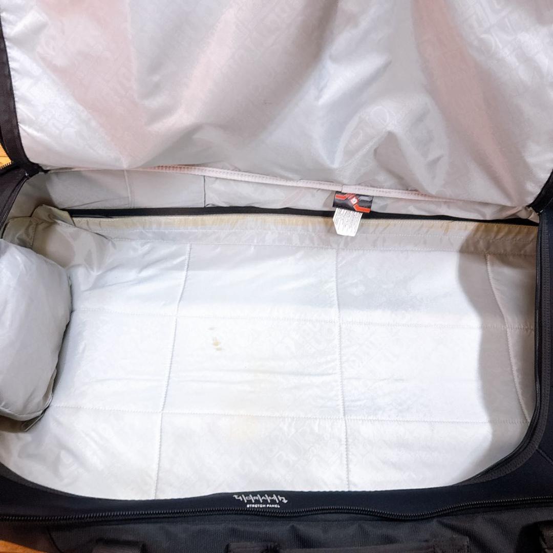 BURTON バートン　キャリーバッグ　大容量