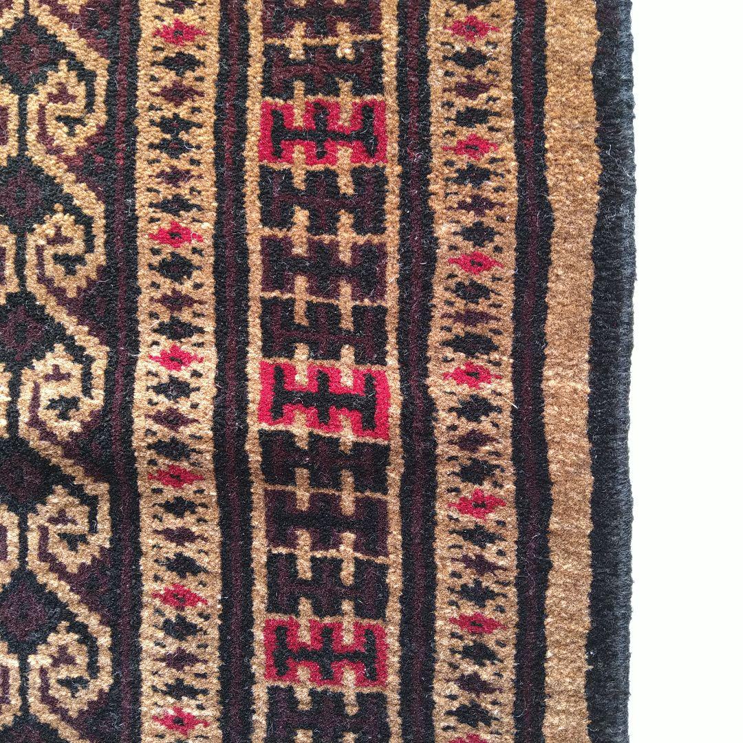 ヴィンテージ ペルシャ絨毯 130×86cm バルーチ こげ茶ベース 幾何学模様