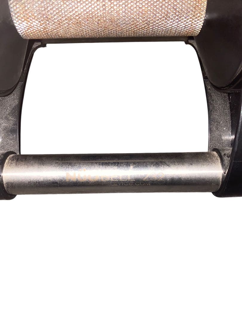 NUO NUOBELL 可変式ダンベル 32キロ2個、スタンド1/4梱包　その①