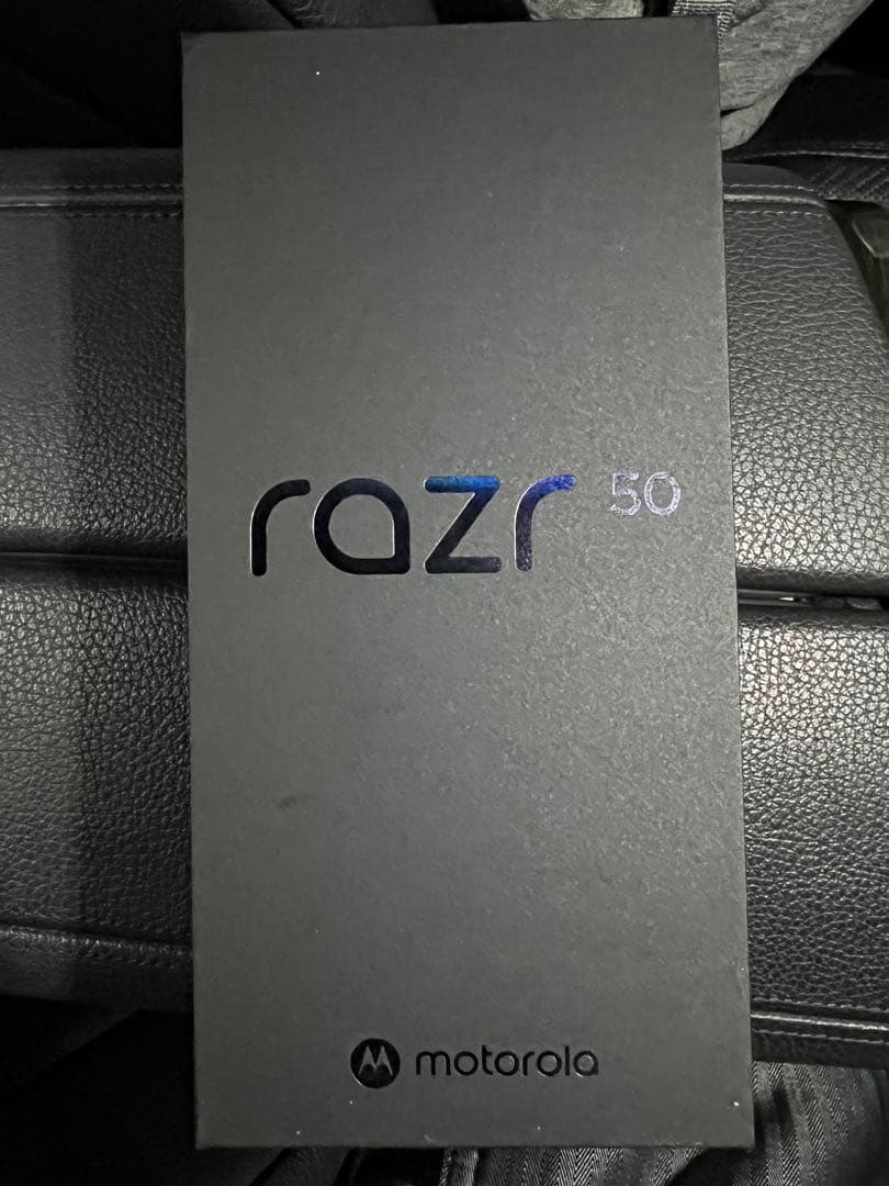 motorola razr 50 256GB 大陸製品　SIMフリー