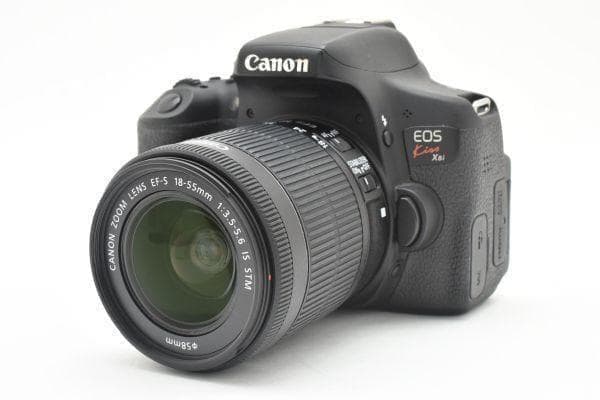 キャノン Canon EOS Kiss X8i レンズキット 一眼レフカメラ