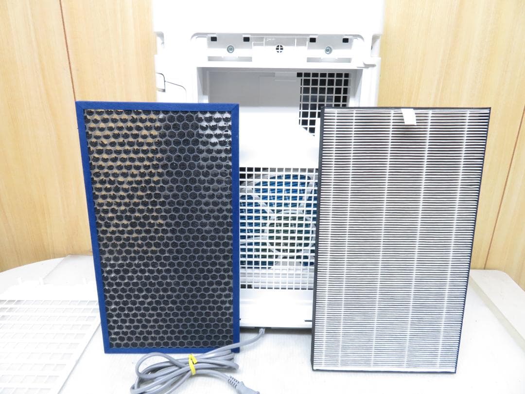 シャープ 2022年製 加湿空気清浄機 ～23畳 KC-N50-W